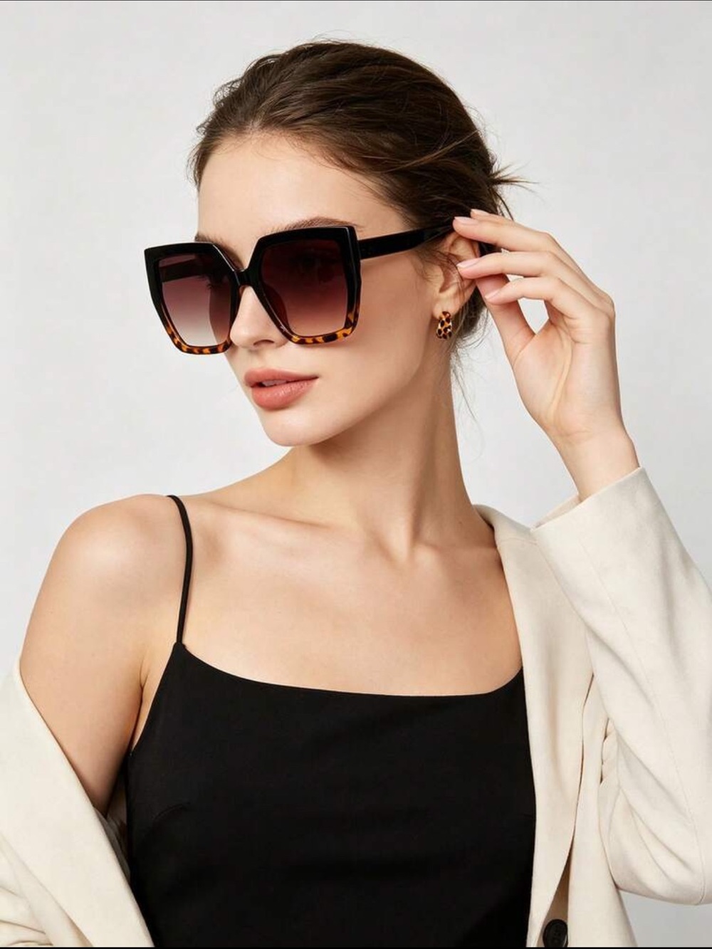 Oversized Square Gradient Sunglasses in Black/Tortoiseshell